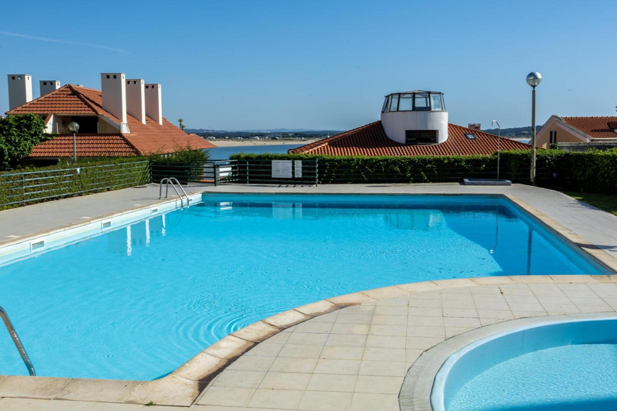 Apartamento Concha Mar com vista sobre a Baía São Martinho do Porto Exterior foto
