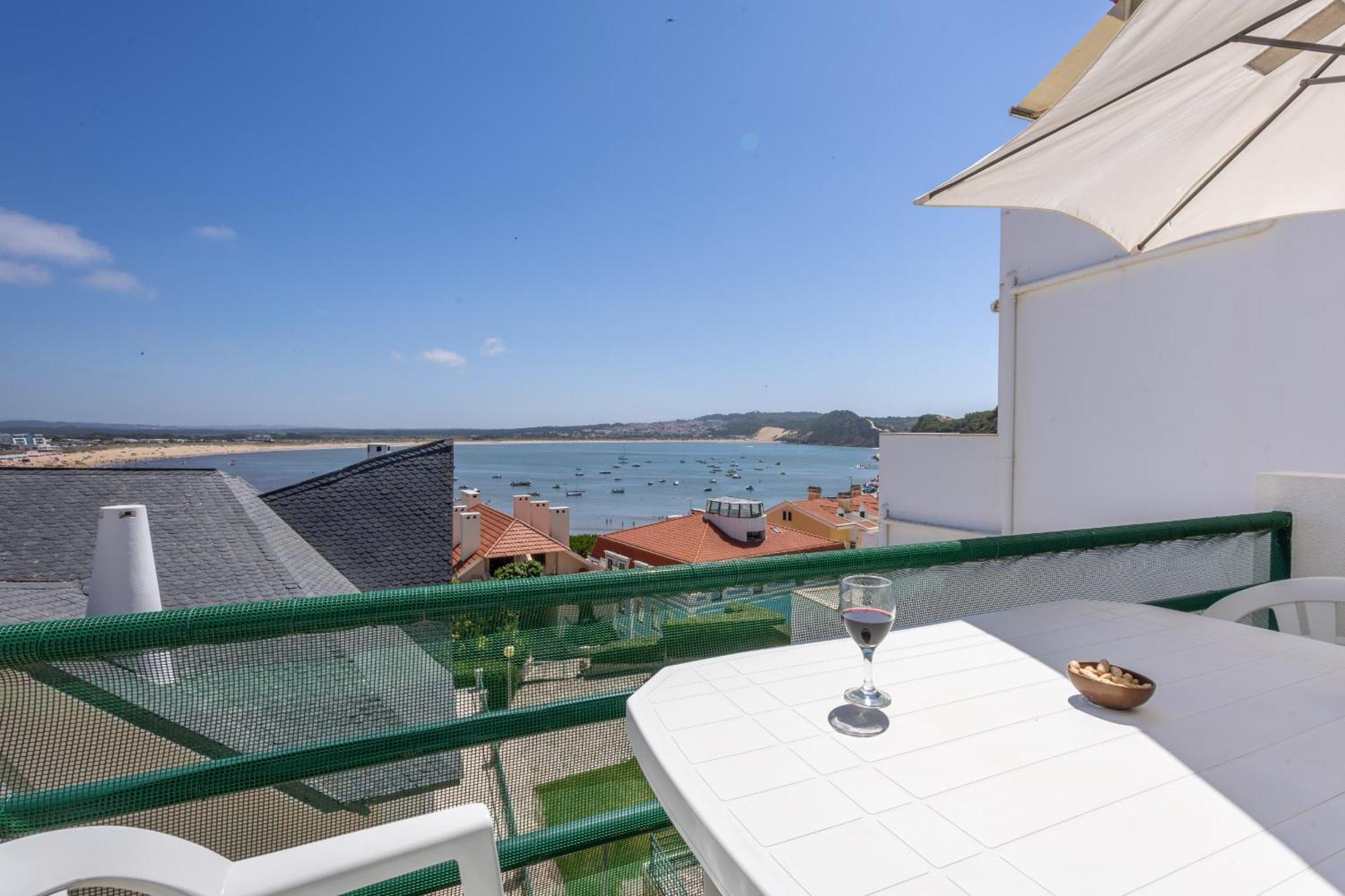 Apartamento Concha Mar com vista sobre a Baía São Martinho do Porto Exterior foto